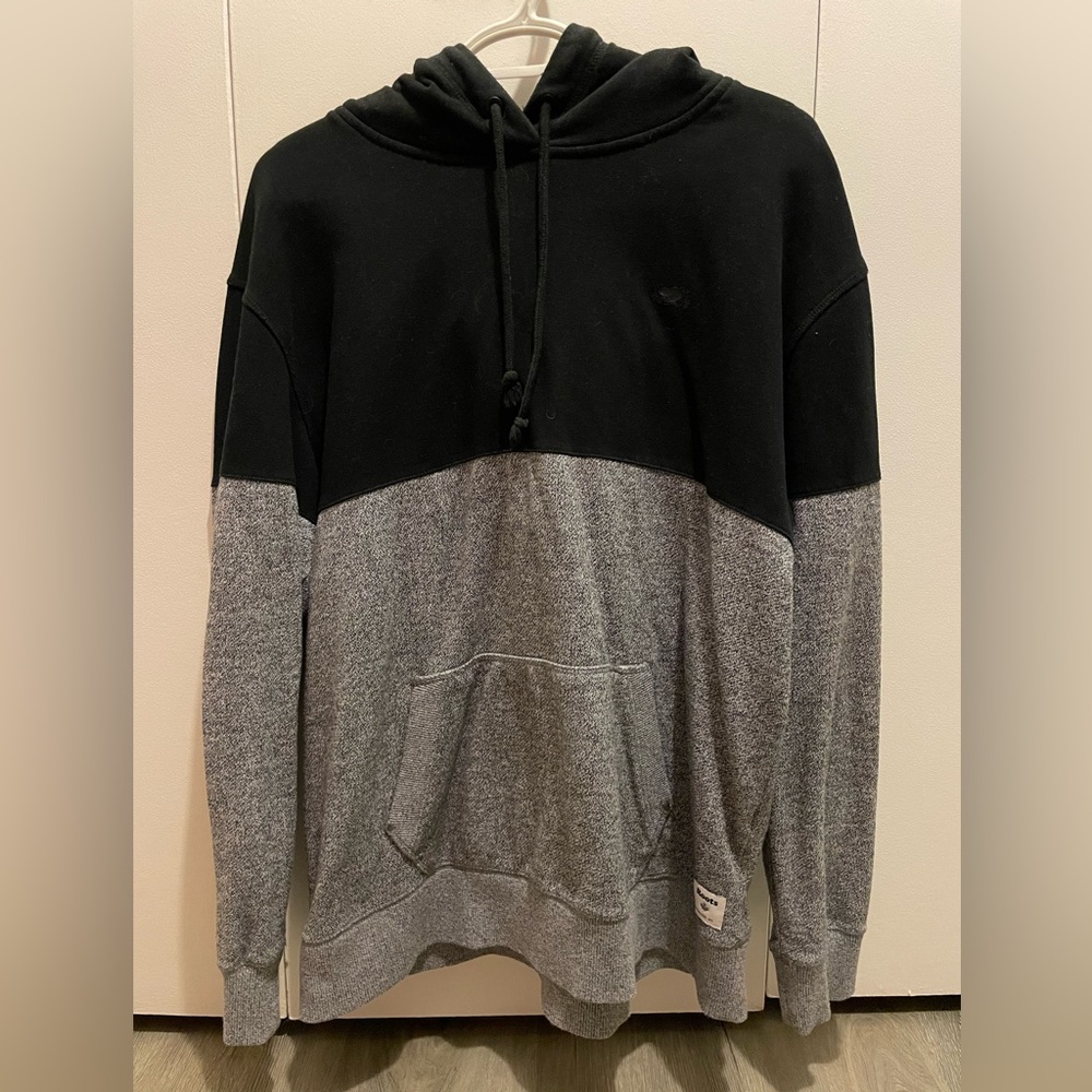 New Woman’s Roots Sweater